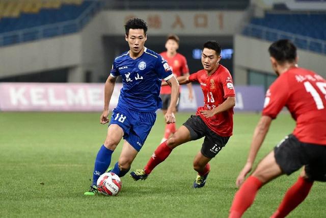 22岁的文班亚马 不该被一轮总决赛定义